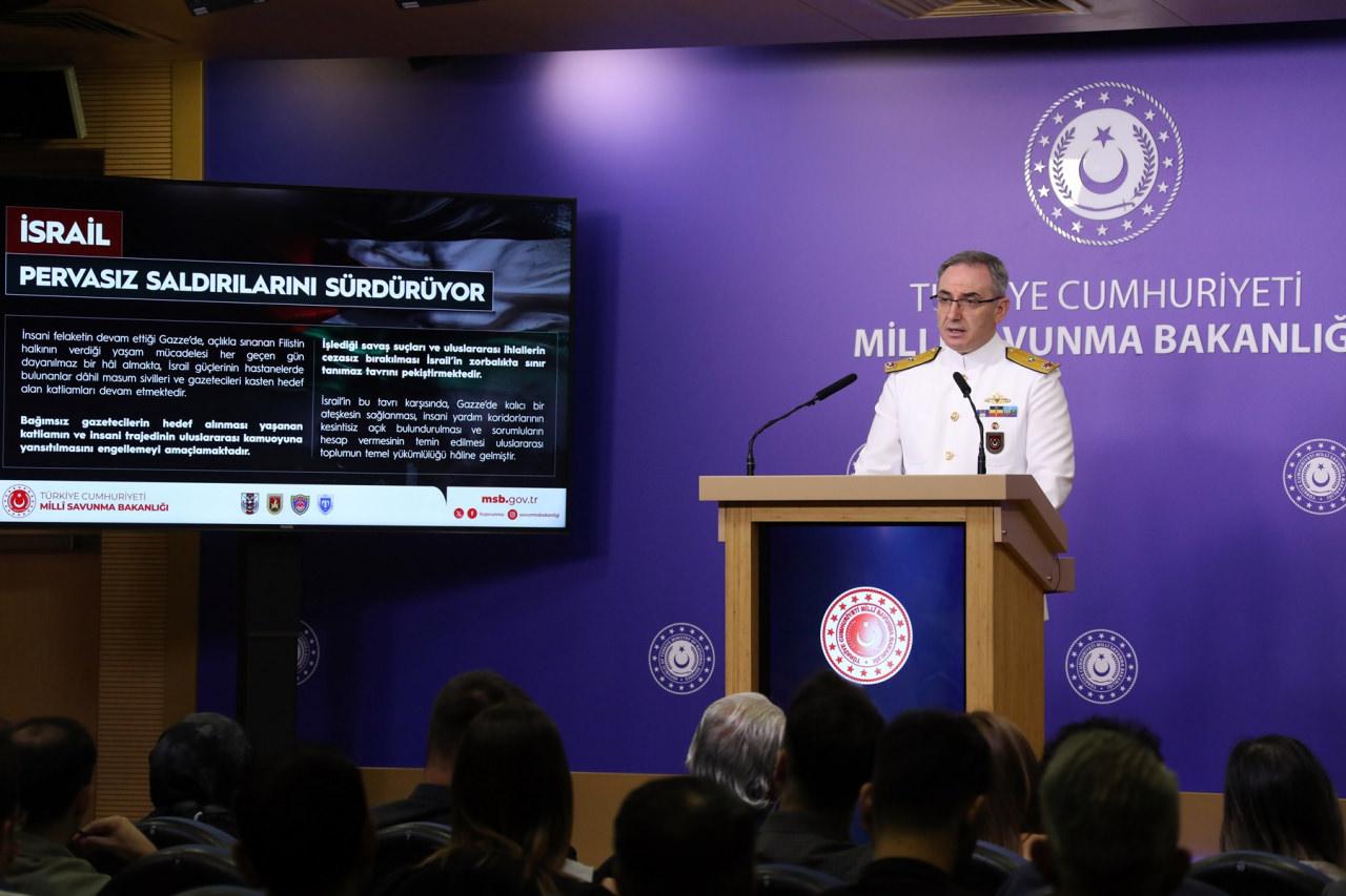 MSB Basın ve Halkla İlişkiler Müşaviri ve Bakanlık Sözcüsü Tuğamiral Zeki Aktürk