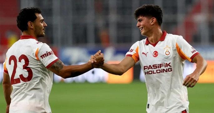 Kaan Ayhan ve Arda Ünyay