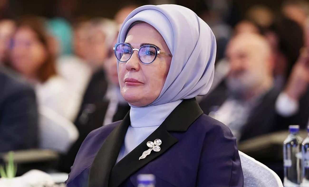 Emine Erdoğan, Şule Yüksel Şenler'i vefatının 6. yılında andı