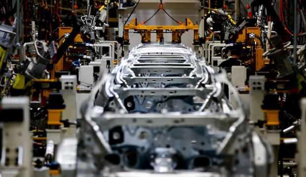 Alman devinden skandal karar: 17 bin aracını geri çağırdı