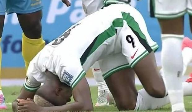 Nijerya basını duyurdu: Osimhen'den k&ouml;t&uuml; haber