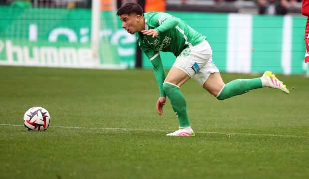 Trabzonspor'un anlaştığı orta saha İstanbul'a geldi: Sözleşmeyi imzalayacak