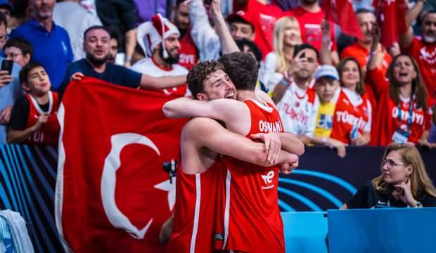 12 Dev Adam ezdi geçti! Tarihi hezimet Yunanistan'ı karıştırdı