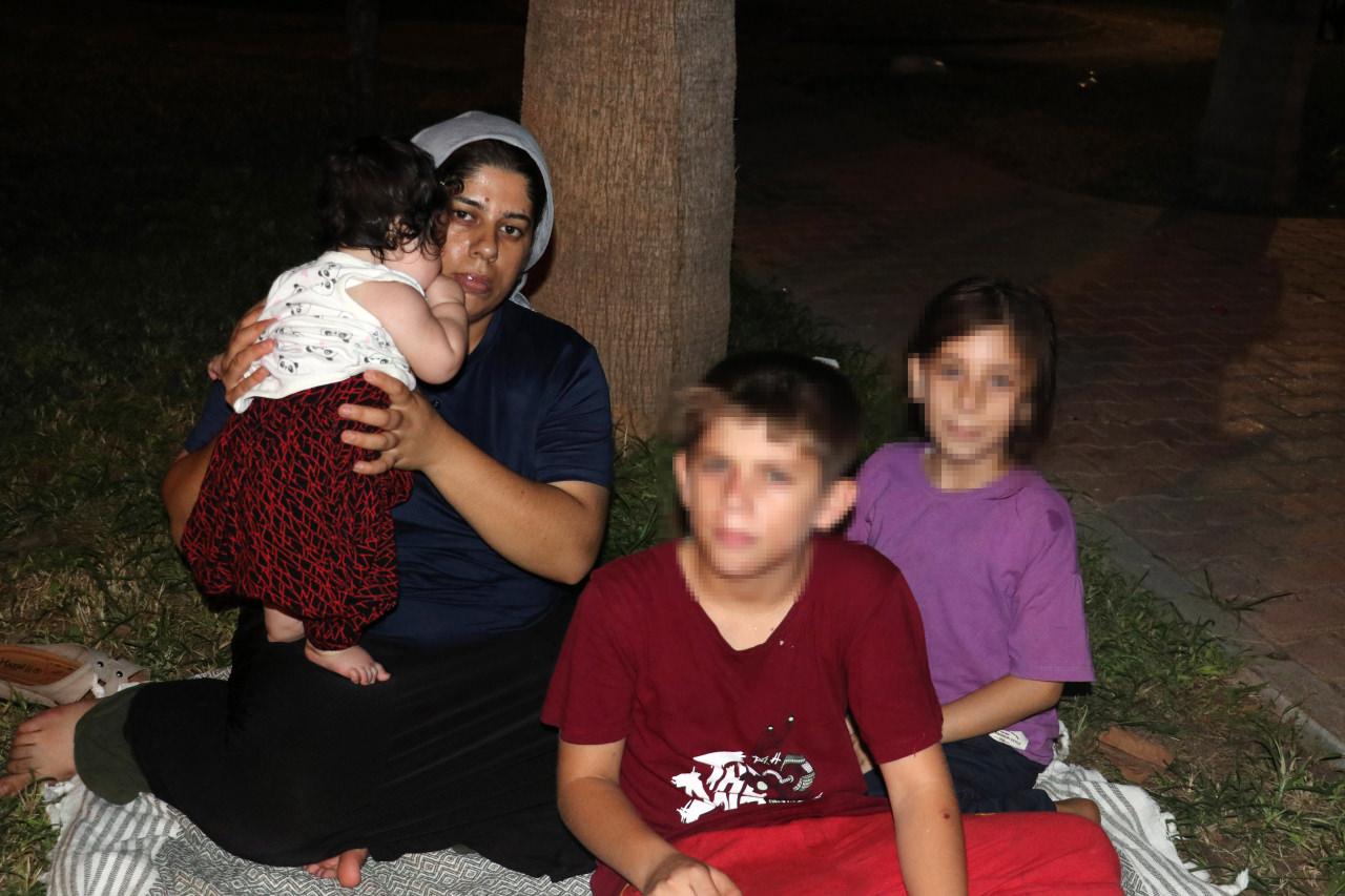  Esra Dişçi, ve 4 çocuğu sokakta yaşıyor. 