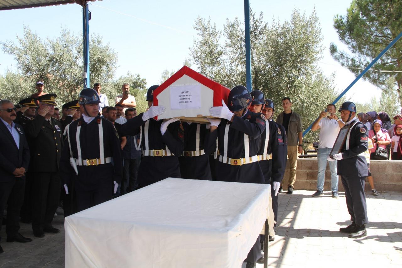 Şehit cenazesinden görüntüler