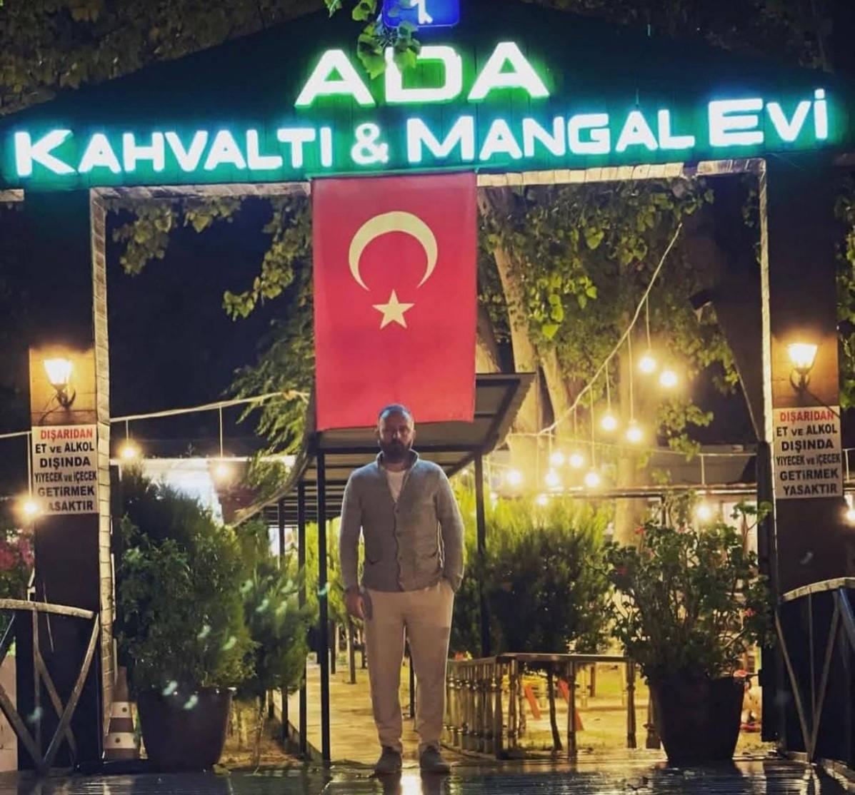 Haluk Altın iddiaya göre, gecenin geç saatlerinde gelen Ceyhun B'yi içeriye almak istemedi.