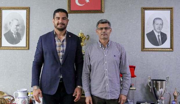 Dike&ccedil;, T&uuml;rkiye G&uuml;reş Federasyonu Başkanı Taha Akg&uuml;l'&uuml; ziyaret etti