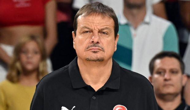 Ergin Ataman'ın zor anları! Final sonrası g&ouml;zyaşları