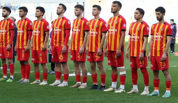 Eski S&uuml;per Lig ekibine puan silme cezası: -30'la son sıradalar