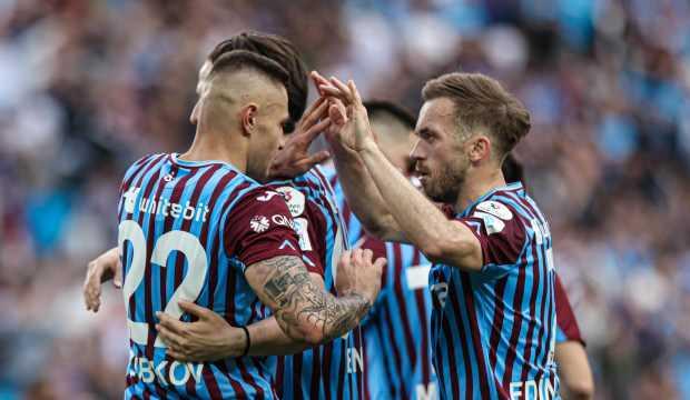 Trabzonspor'da ayrılık: İki yıldız i&ccedil;in veda vakti