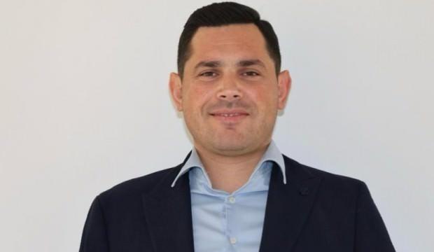  Antalya'da CHP'li Aksu Belediyesi'nde 3 başkan yardımcısı art arda istifa etti