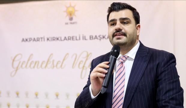 CHP Kurultayı sonrası Özel'e AK Parti'den ilk tepki: Siyasi rehinesin