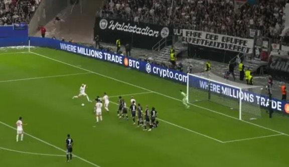 Barış'ın maç 1-0'ken kaçırdığı mutlak gol pozisyonu