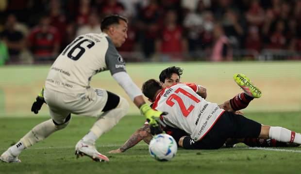 Kimse beklemiyordu! Maç başladı Muslera, hayatının şokunu yaşadı