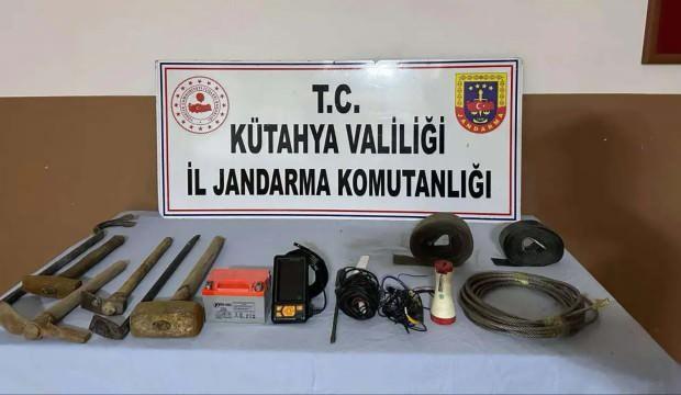Kütahya'da kaçak tarihi eser kazısı yapan 6 şüpheliye gözaltı