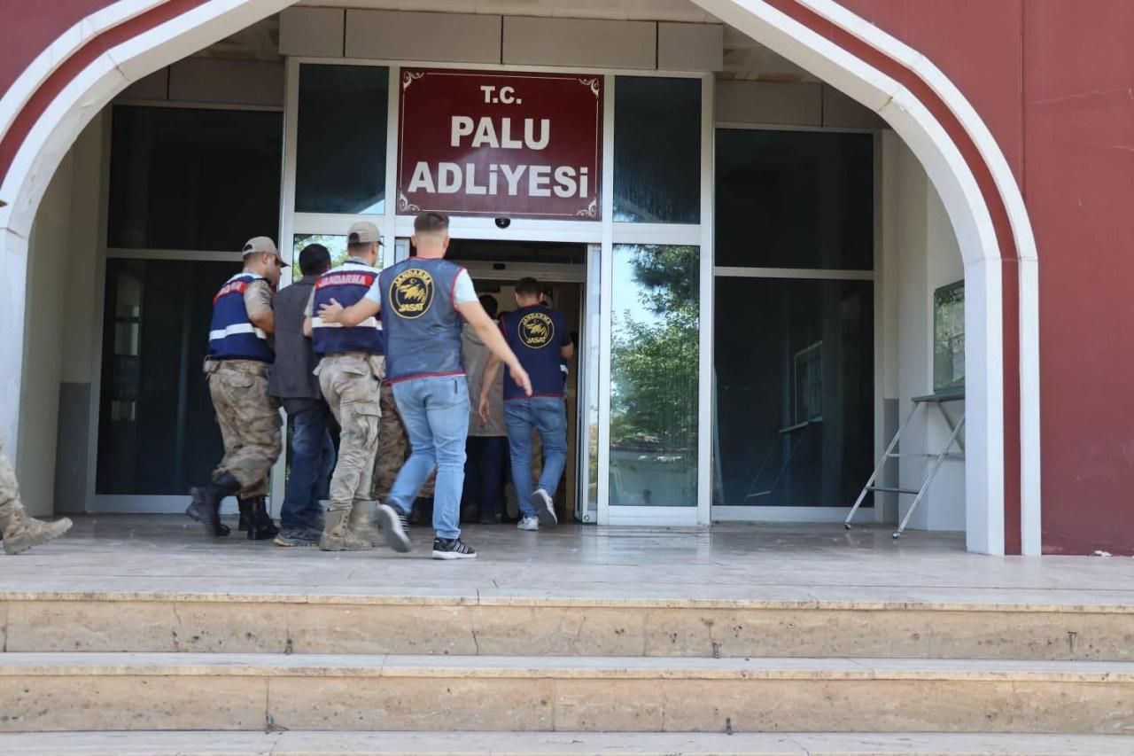   8 sospechosos fueron remitidos a Palu Courthouse.
