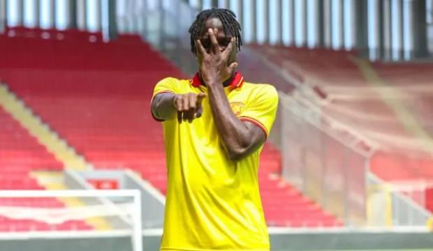 Taraftarlar &ccedil;ılgına d&ouml;nd&uuml;! 'B&ouml;yle bir oyuncuyu nasıl bulamazsınız'