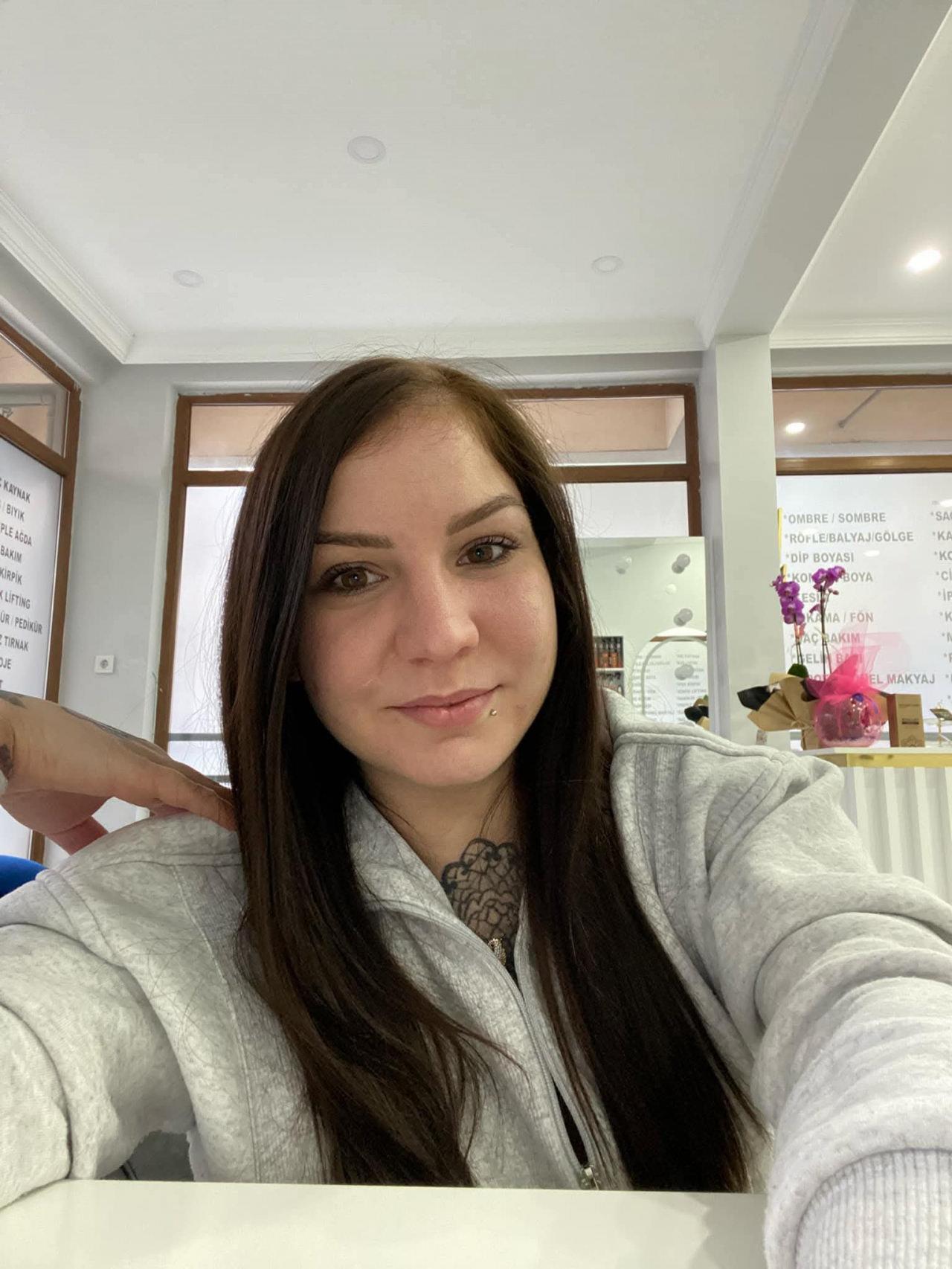 Komşusu tarafından bıçaklanarak öldürülen 24 yaşındaki Dilara Yıldırım.