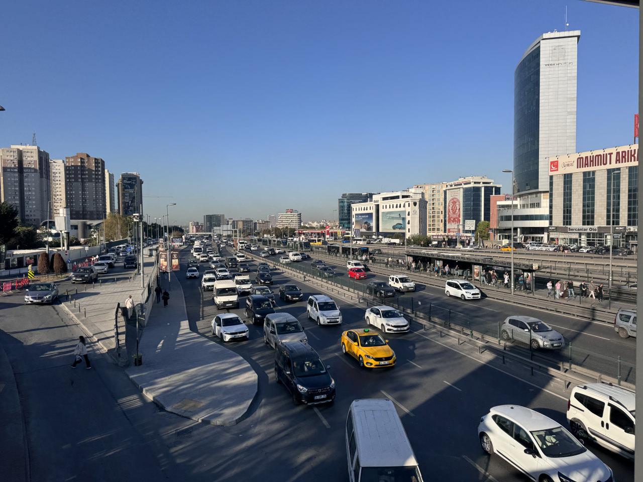 İstanbul trafiğinden bir görüntü