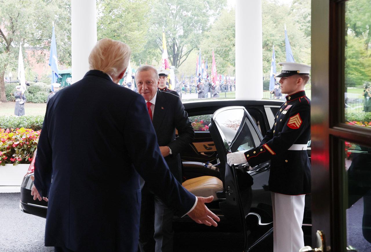 Cumhurbaşkanı Erdoğan ve ABD Başkanı Trump'ın görüşmesinde çekilen görüntüler