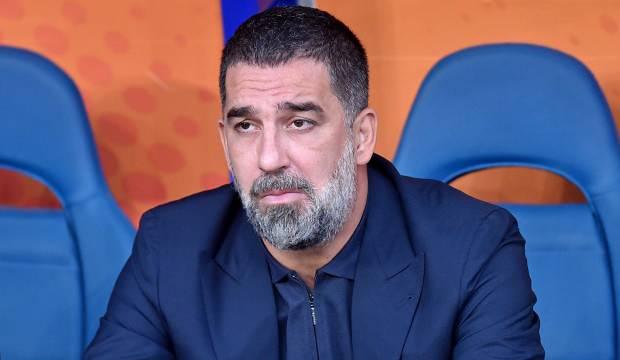 Arda Turan'dan taraftarı yıkan haber: Teşekk&uuml;r edip tarih verdi