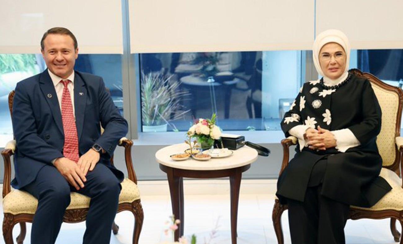 Emine Erdoğan Kosova Cumhurbaşkanı'nın eşi Prindon Sadriu ile görüştü