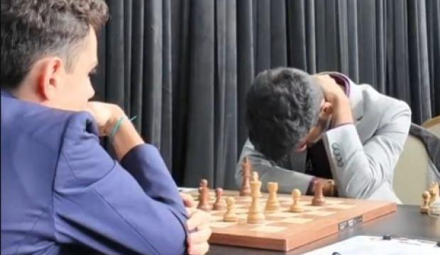 D&uuml;nya şampiyonu Hintli rakibini eze eze yenmişti: 16'lık T&uuml;rk yıldıza okulda s&uuml;rpriz