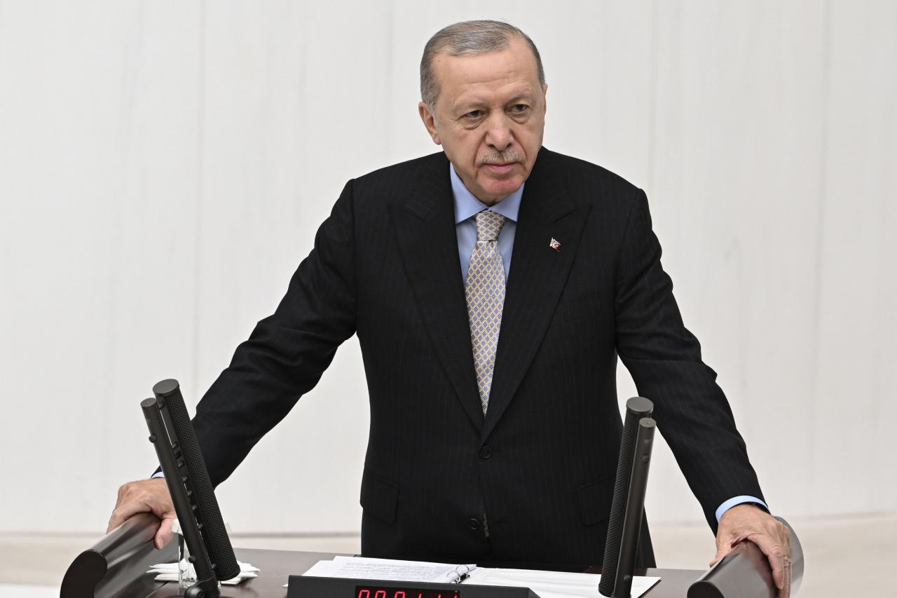 Türkiye Büyük Millet Meclisi (TBMM) Genel Kurulu, 28. Dönem 4. Yasama Yılı'nın başlaması dolayısıyla TBMM Başkanı Numan Kurtulmuş başkanlığında özel gündemle toplandı. Cumhurbaşkanı Recep Tayyip Erdoğan, Genel Kurul'a hitap etti.
