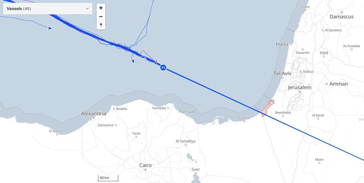İşgalci İsrail ablukasını kırarak insani yardımları Gazze'ye ulaştırmayı hedefleyen Küresel Sumud Filosu, yüksek riskli bölgeye yaklaştı.