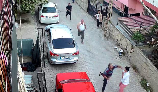 Adana’da kavga sonucu kaçan şahsı tutmaya çalışan kadın yumruk yedi