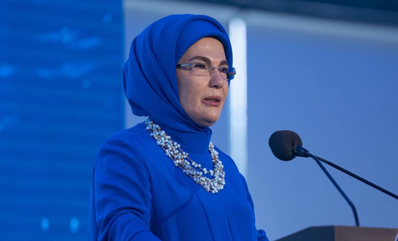 Emine Erdoğan'dan Dünya Yaşlılar günü mesajı
