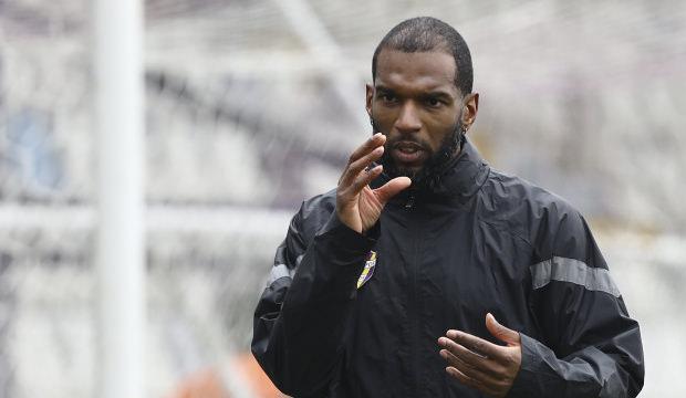 Hem Galatasaray hem Liverpool'da oynamıştı: 2 futbolcuya dikkat &ccedil;ekti