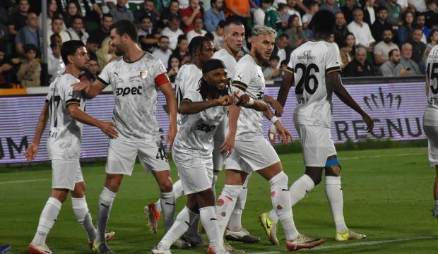 İlk yarıda tam 5 gol attılar ve liderliğe y&uuml;kseldiler