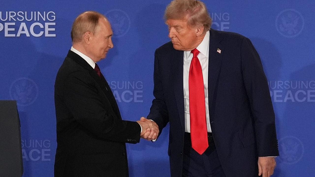 ABD Başkanı Donald Trump ve Rusya Devlet Başkanı Vladimir Putin