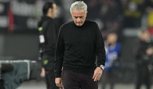 Mourinho salgın hastalığın pençesinde: Maça çıkmak istemiyorlar