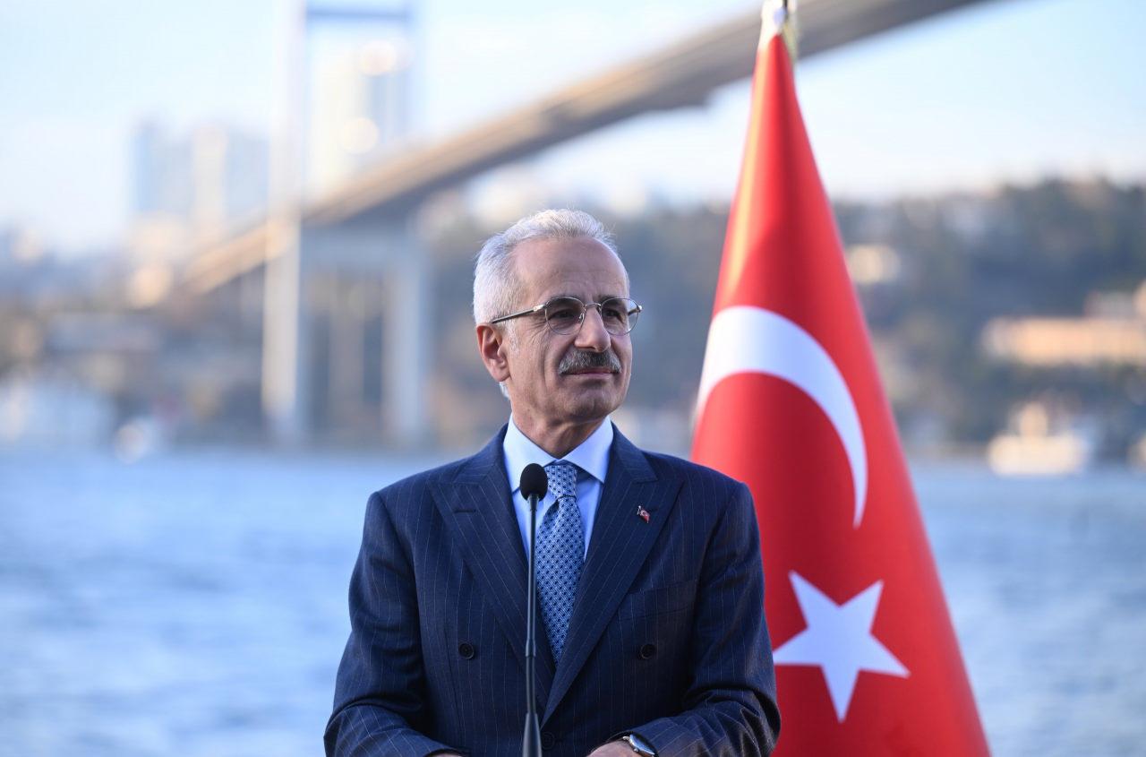 Ulaştırma ve Altyapı Bakanı Abdulkadir Uraloğlu  