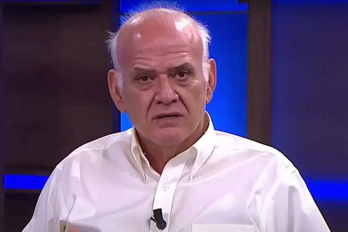 Fenomen futbol yorumcusu Ahmet Çakar