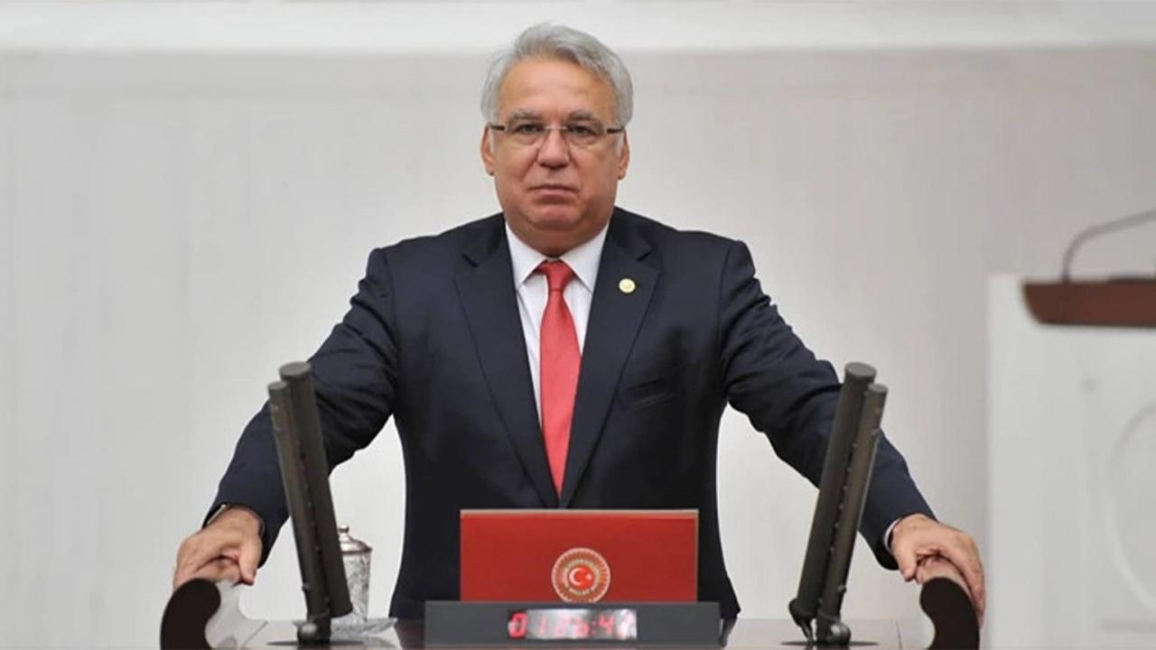 Eski AK Parti İzmir Milletvekili Hüseyin Kocabıyık