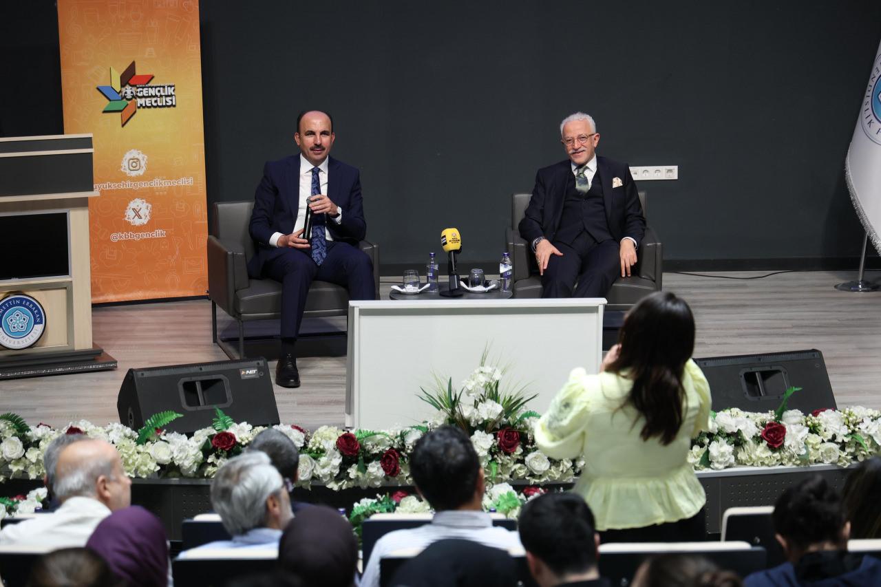 Başkan Altay ve Prof. Dr. Cem Zorlu.