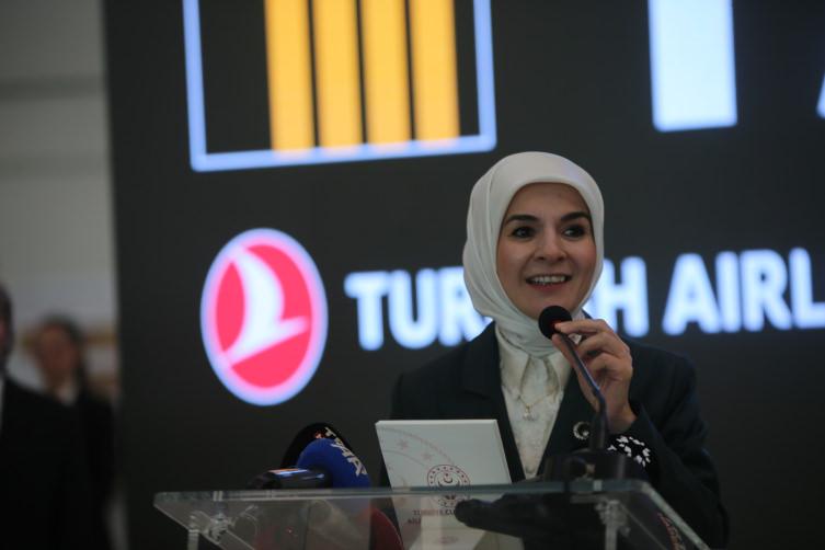 Aile ve Sosyal Hizmetler Bakanı Mahinur Özdemir Göktaş
