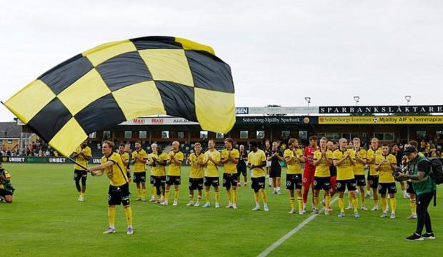 K&ouml;y takımı 1 ma&ccedil; daha kazanırsa şampiyon olacak! Avrupa'da m&uuml;cadele edecekler