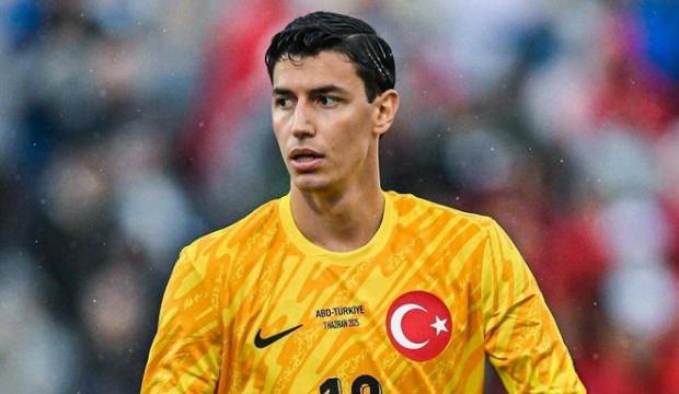 Milli Takım'da kriz &ccedil;ıkarmıştı! Berke &Ouml;zer, TFF'yi yalanladı: Bu karar saygısızlık değil!