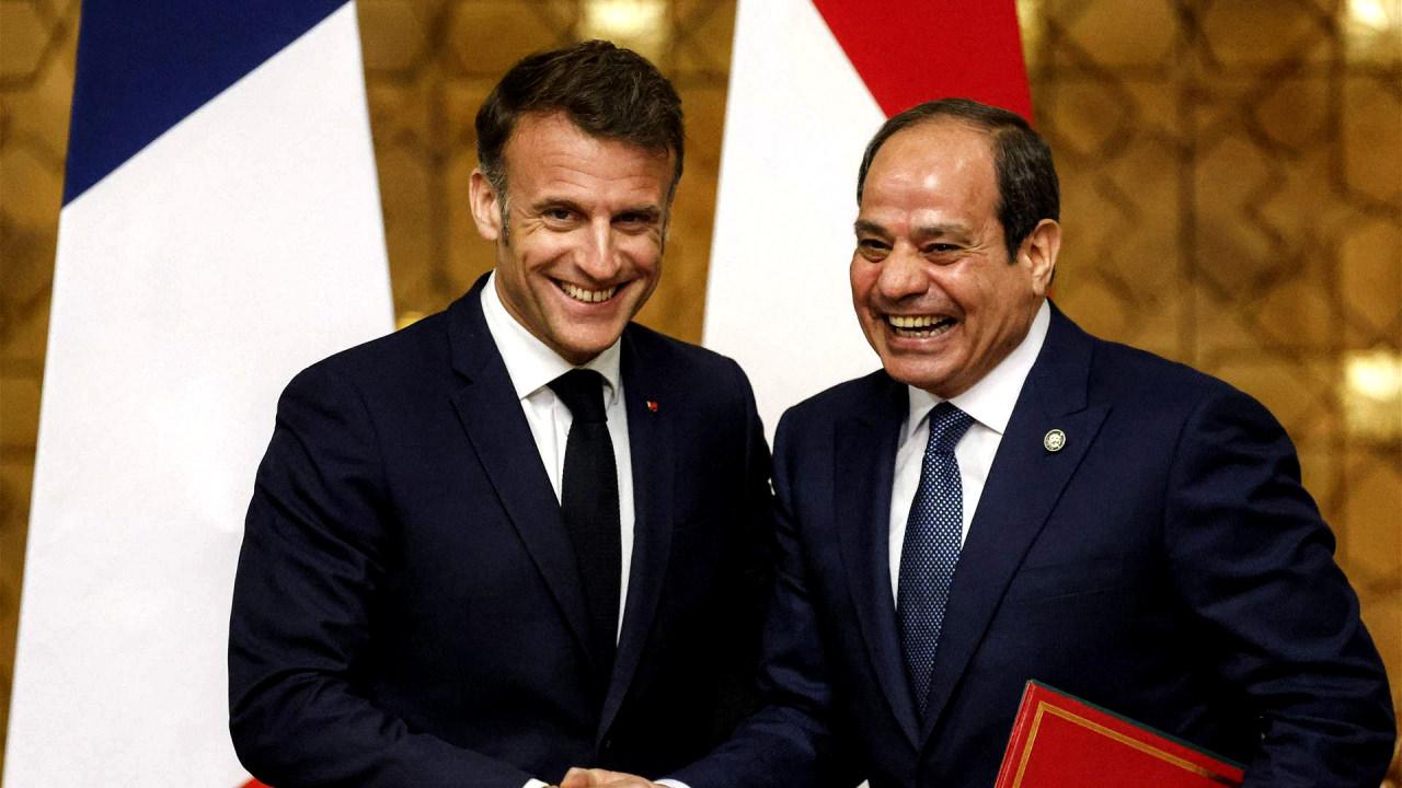 Emmanuel Macron ve Abdulfettah es-Sisi