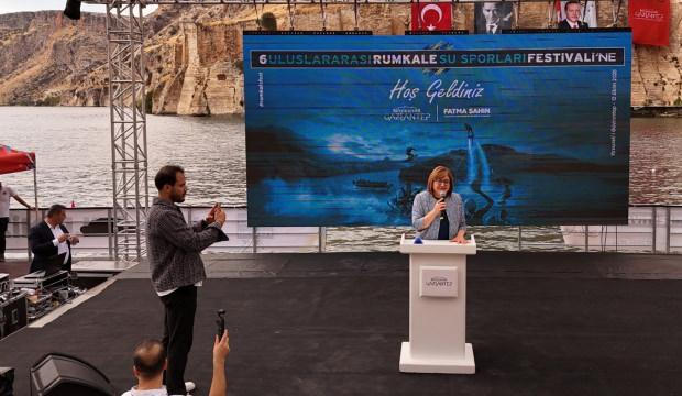 Yaklaşık 1000 sporcunun katıldığı Rumkale Su Sporları Festivali nefes kesti