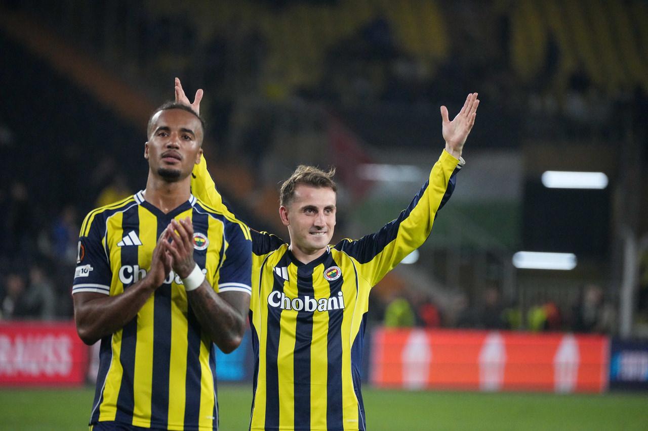 Archie Brown, OGC Nice maçında takım arkadaşı Kerem Aktürkoğlu ile birlikte, 2 Ekim 2025 