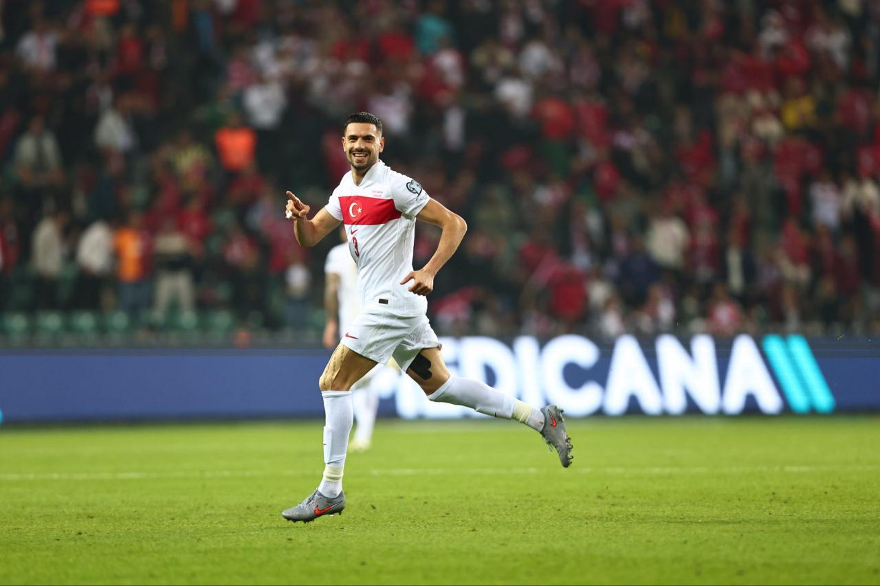 Merih Demiral, Gürcistan karşısında bulduğu gol sonrası kutlama yaparken, 14 Ekim 2025