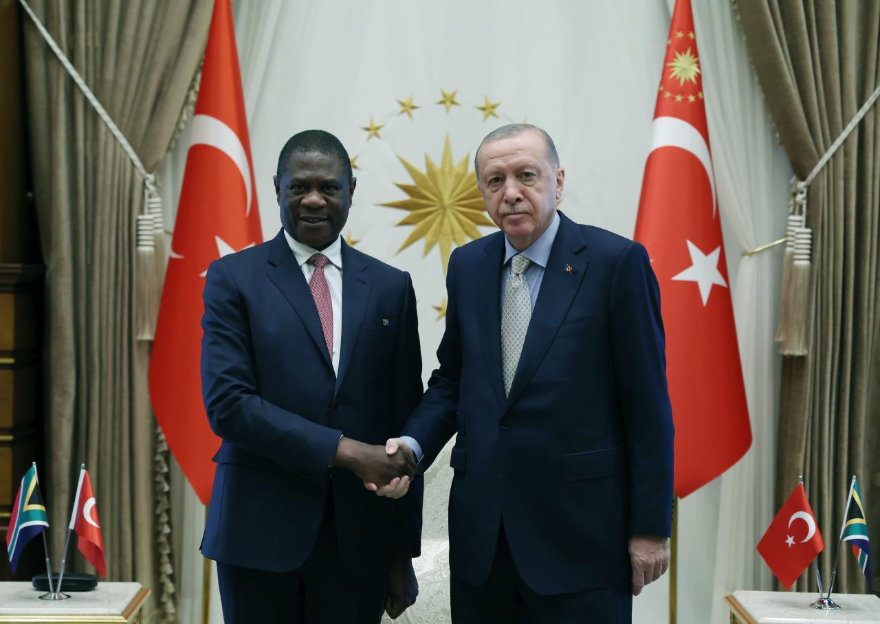 Paul Mashatile ve Recep Tayyip Erdoğan
