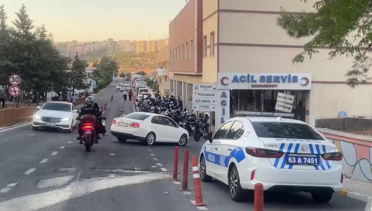 Olayın yaşandığı bölgeye polis ve sağlık ekipleri sevk edildi. 