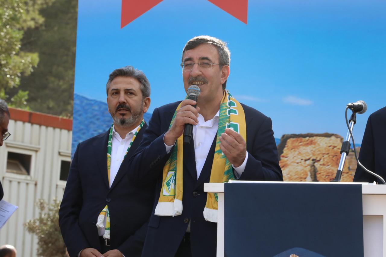 Cumhurbaşkanı Yardımcısı Cevdet Yılmaz