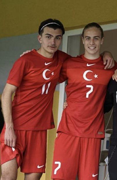 Can Uzun ve Kenan Yıldız, Türkiye A Milli Takımı'nın genç yaşlarında forma giyerken.